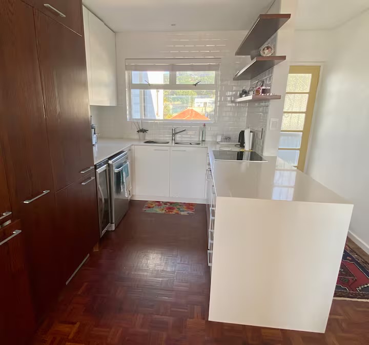 To Let 2 Bedroom Property for Rent in Tamboerskloof Western Cape